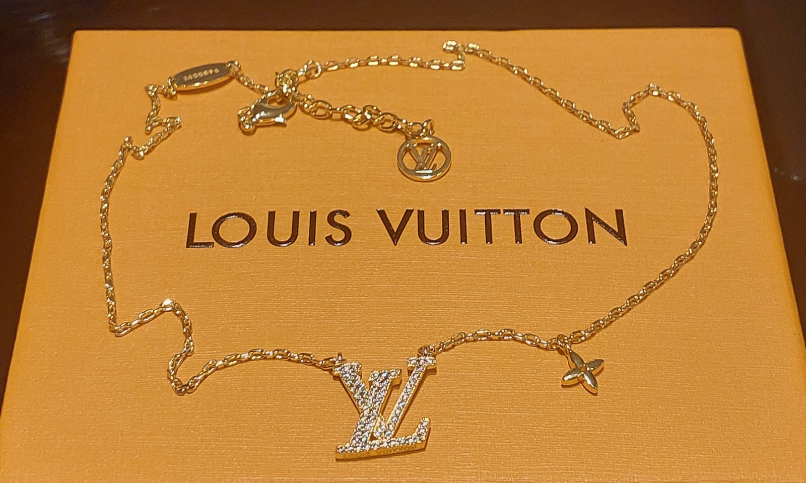 LOUIS VUITTON LV CRYSTAL NECKLACE – Box & Dust Pouch Included