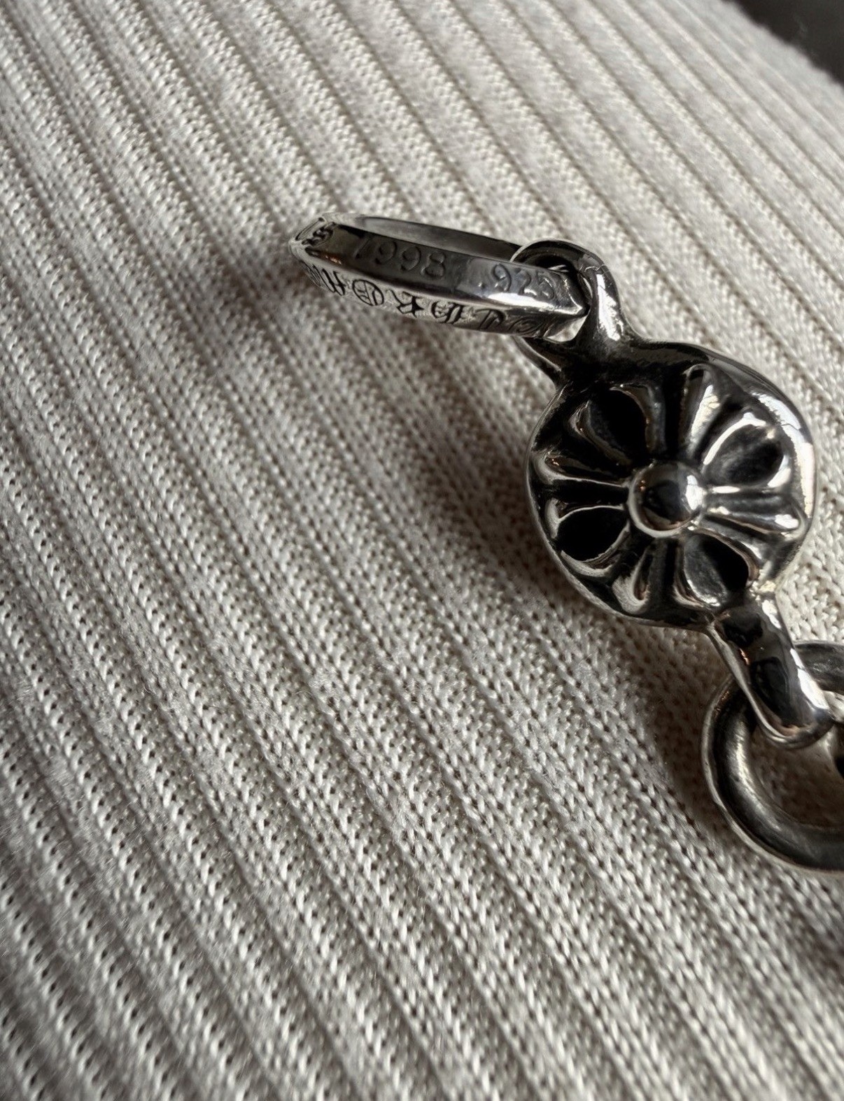 Chrome Hearts 1 Ball Tiny CH Cross Pendant + Ball Chain