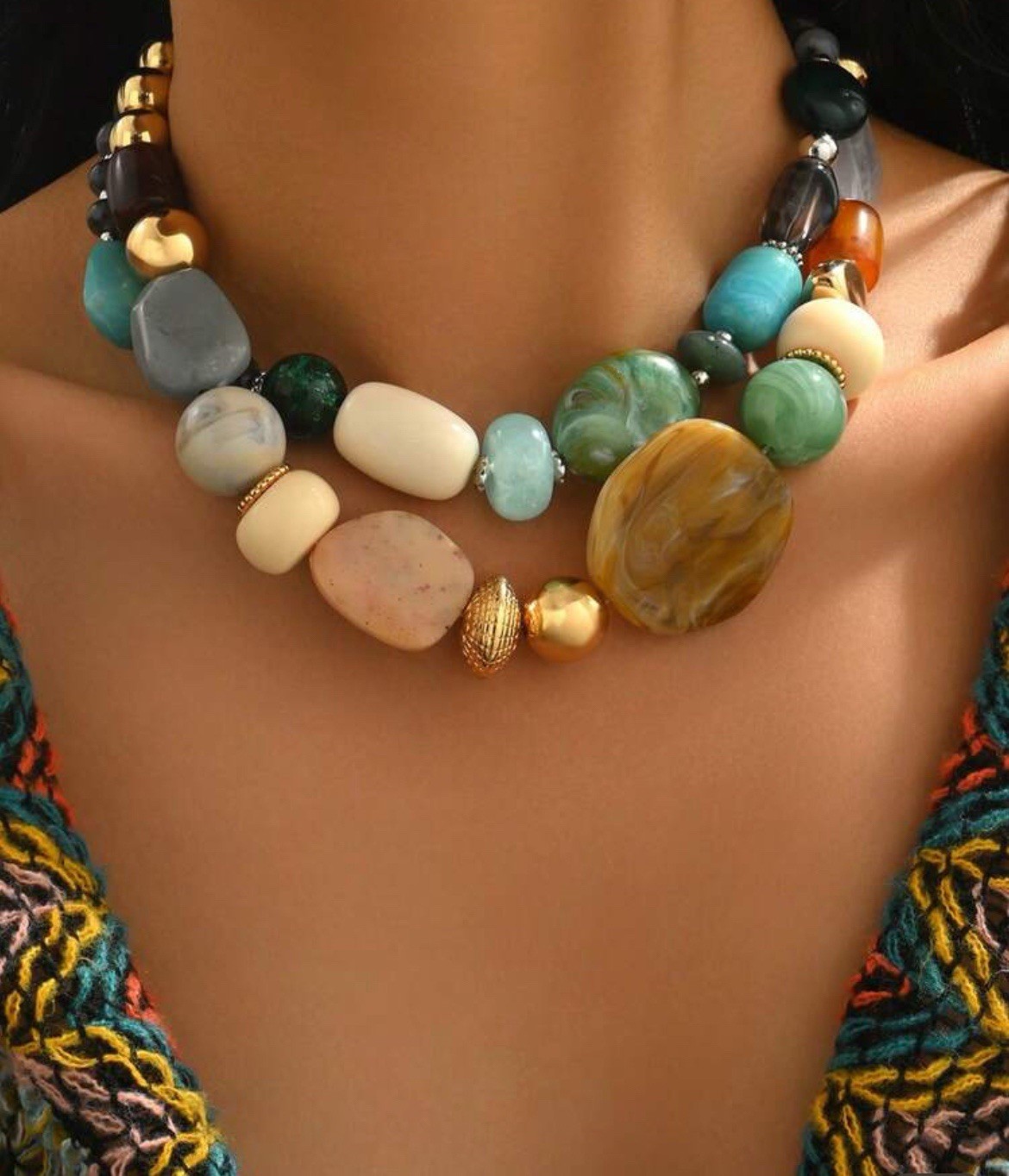 Turquoise and Brozne Twist Resin Bead Chunky Collar Style Necklace with Button