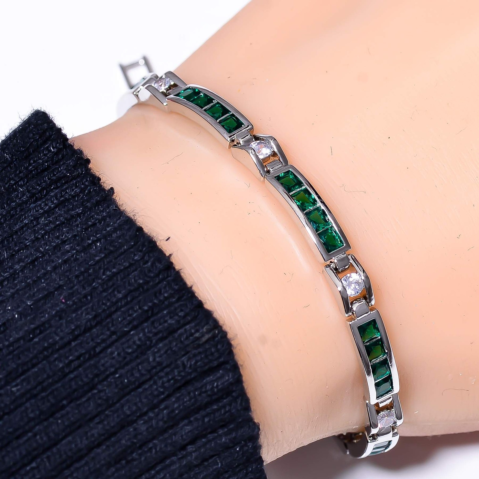 Tsavorite & Cubic Zirconia 925 Sterling Silver Tennis Bracelet 7.99″ B973068826