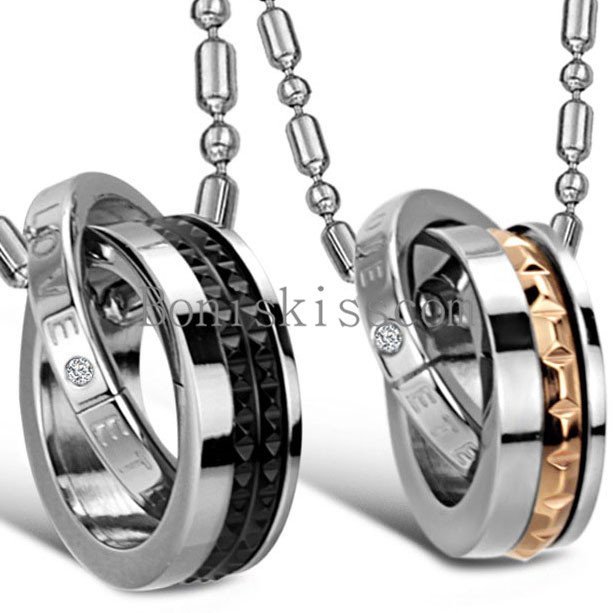 Couple’s ” Eternal Love ” Stainless Steel Interlocking Rings Pendant Necklace