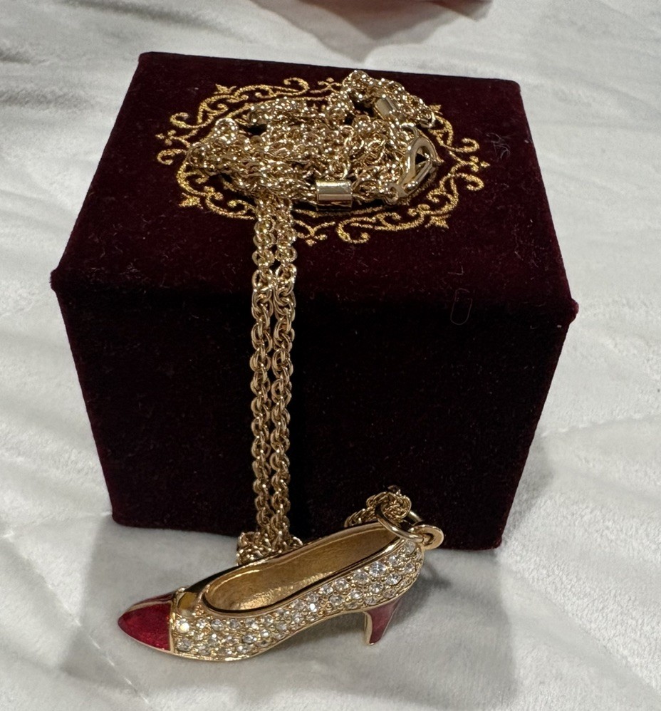 SWAROVSKI Signed High Heel Shoe 18KGP Crystal Red Enamel 24 necklace used no box