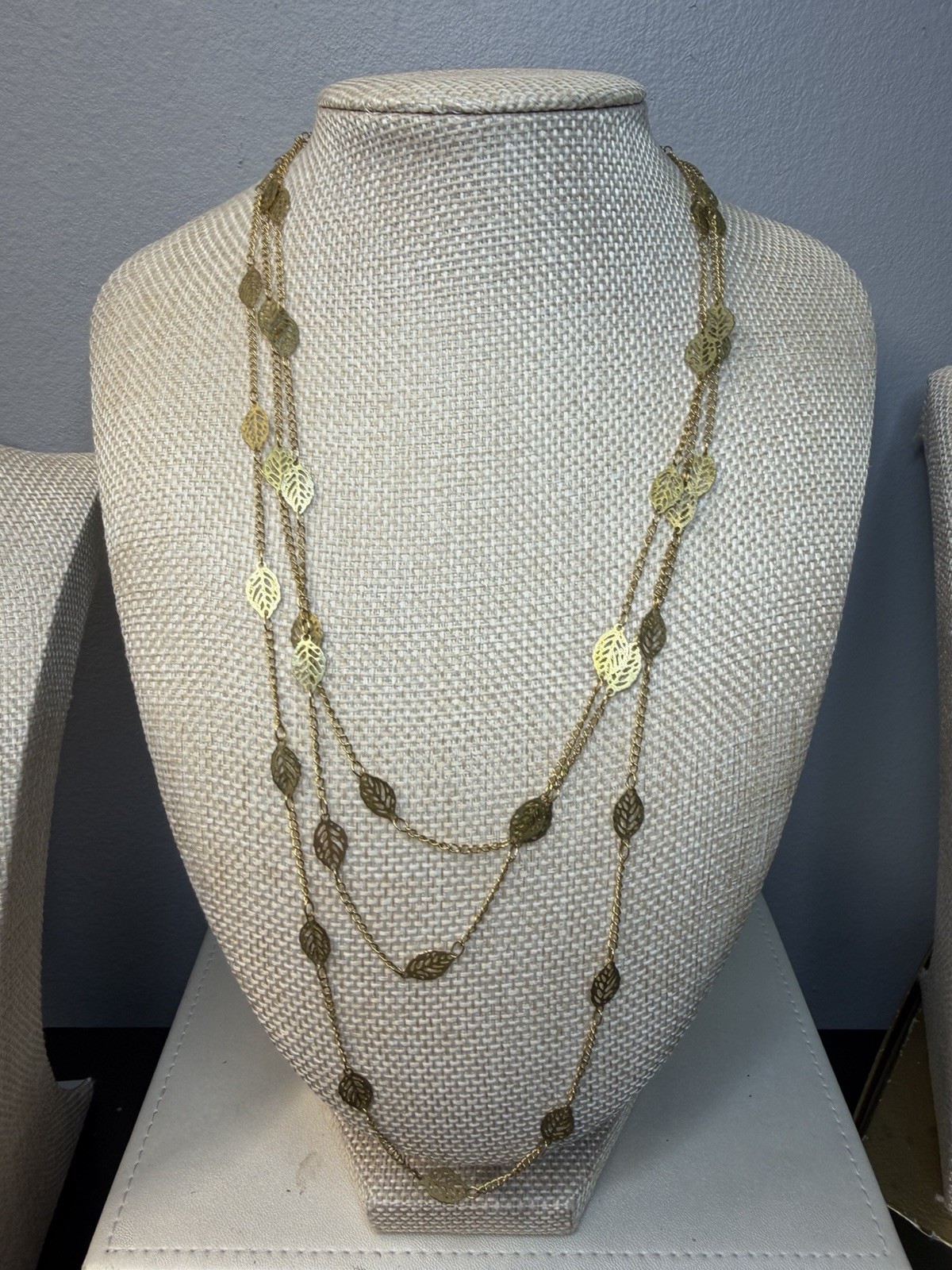 Gold Tone Layered Multi-Strand Cable Chain Leaf Station Necklace 36+ in