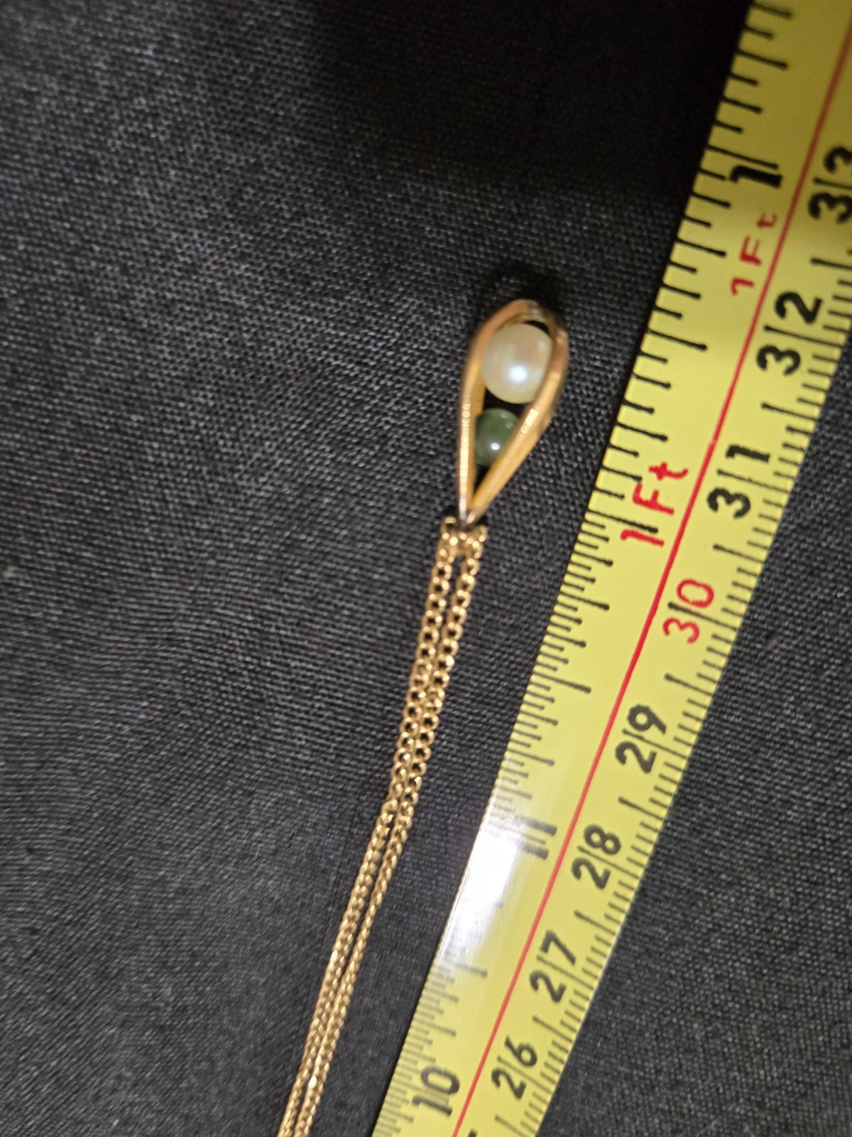 Vintage Solid 14K Gold Teardrop Pendant Necklace – Cultured Pearl & Jade – 22″