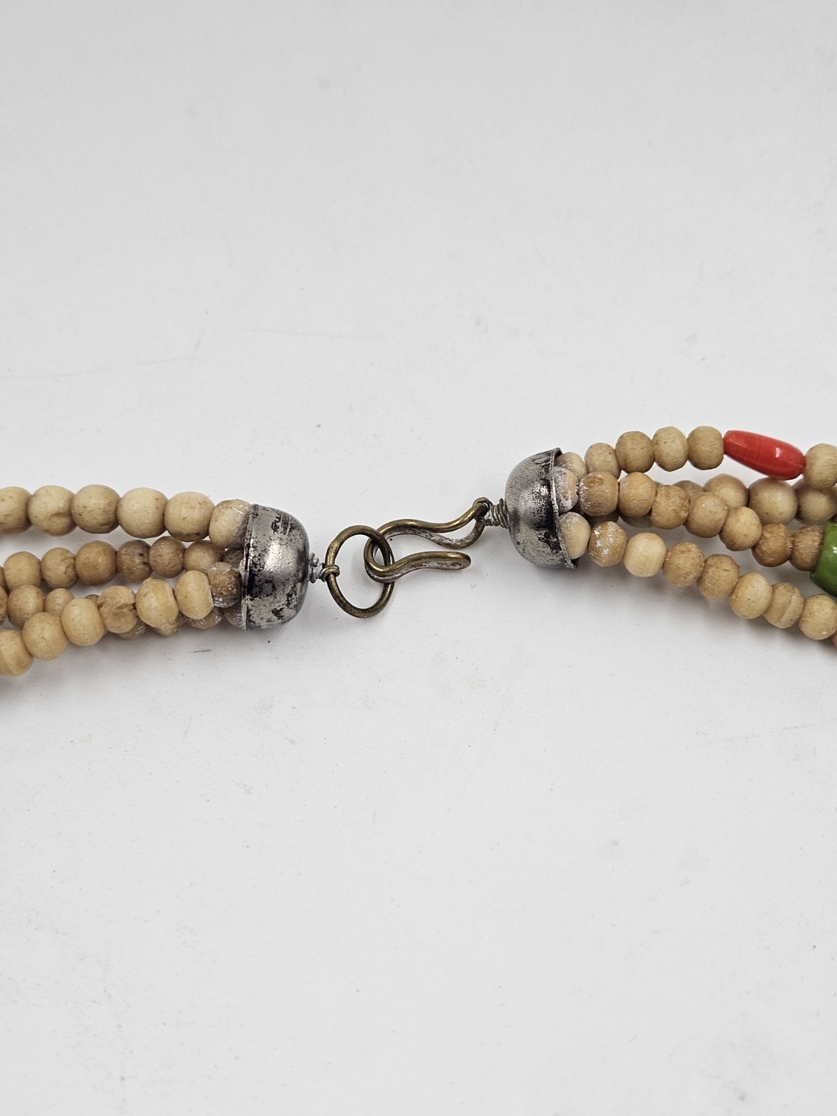 4-strand Fetish Beaded Necklace with branch coral art glass Multicolor