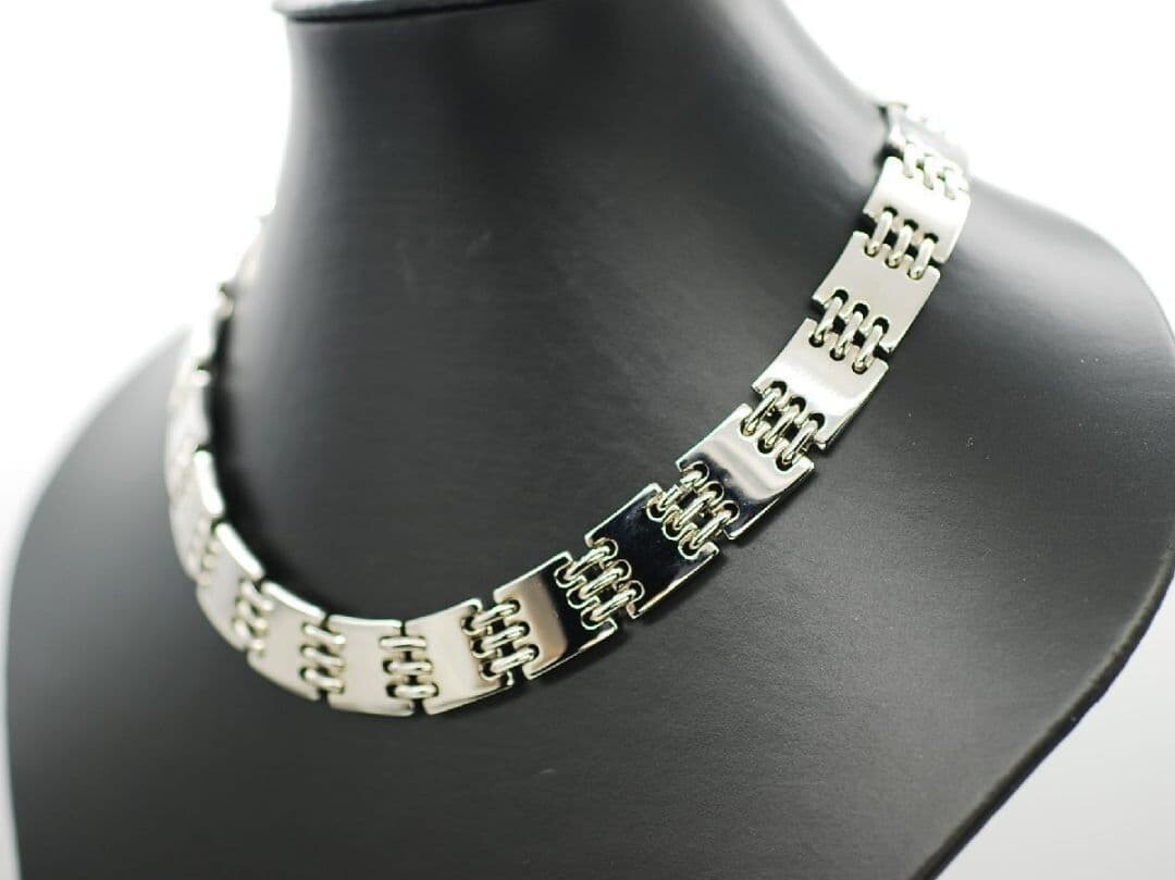 Salvatore Ferragamo Silver Chain Necklace Italy Polished 46cm Authentic