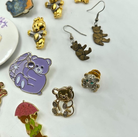 Lot of 31 Teddy Bear Lapel Pins Earrings Muffy Ceramic Enamel Cloisonne Children