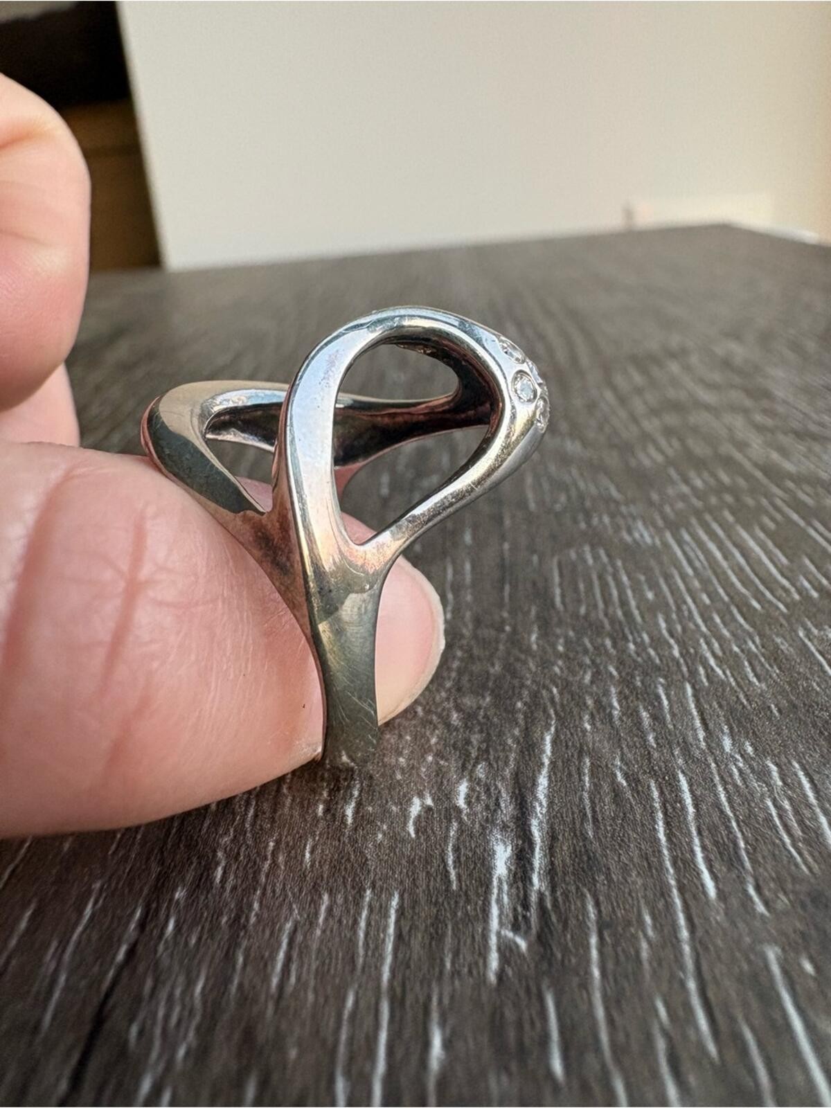 Sterling Silver Open Circle Ring with Crystal Accents – Size 9
