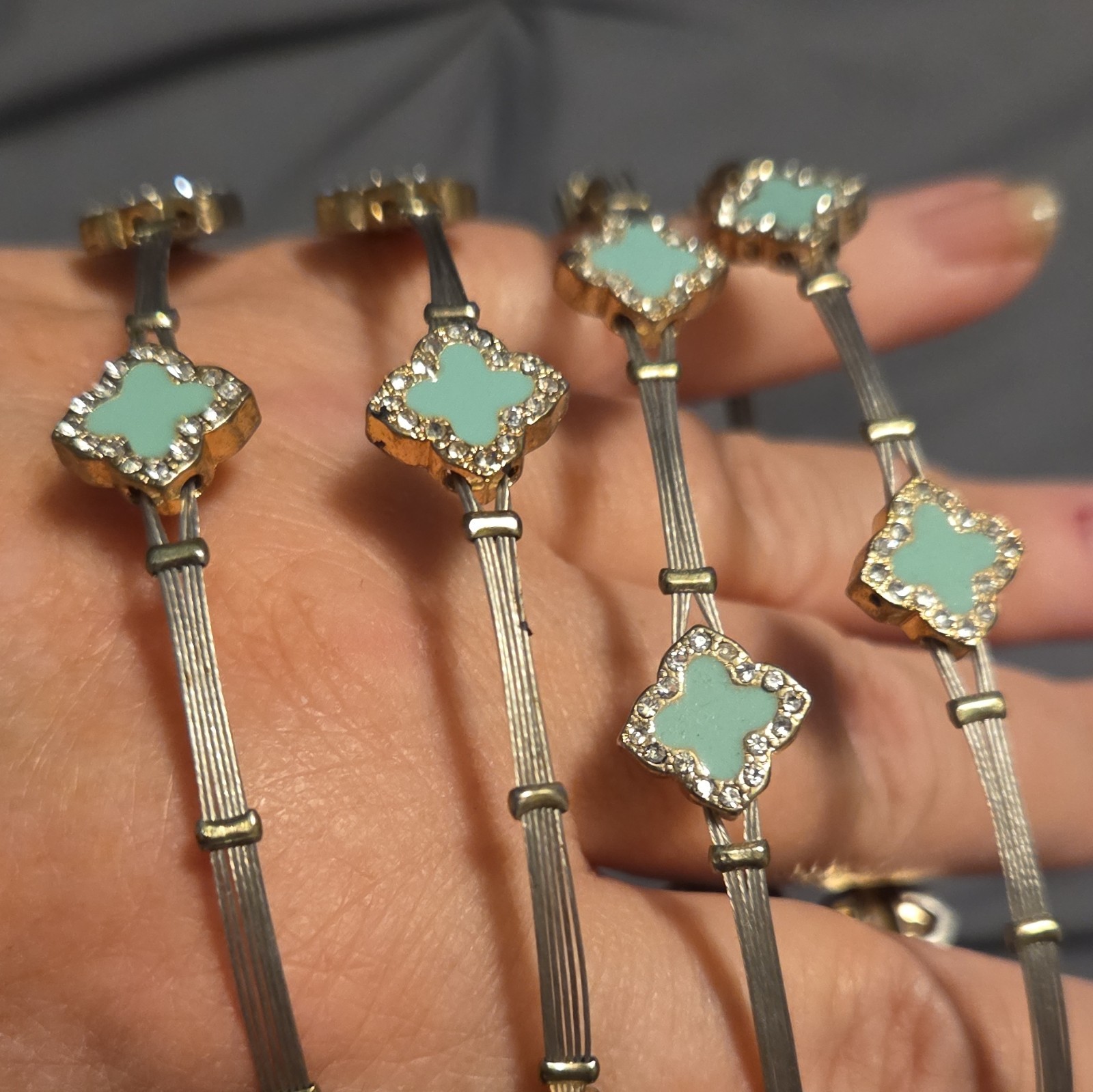 Gold Tone Teal Clover Bracelet &19″ Necklace Jewelry Set with Rhinestone Accents