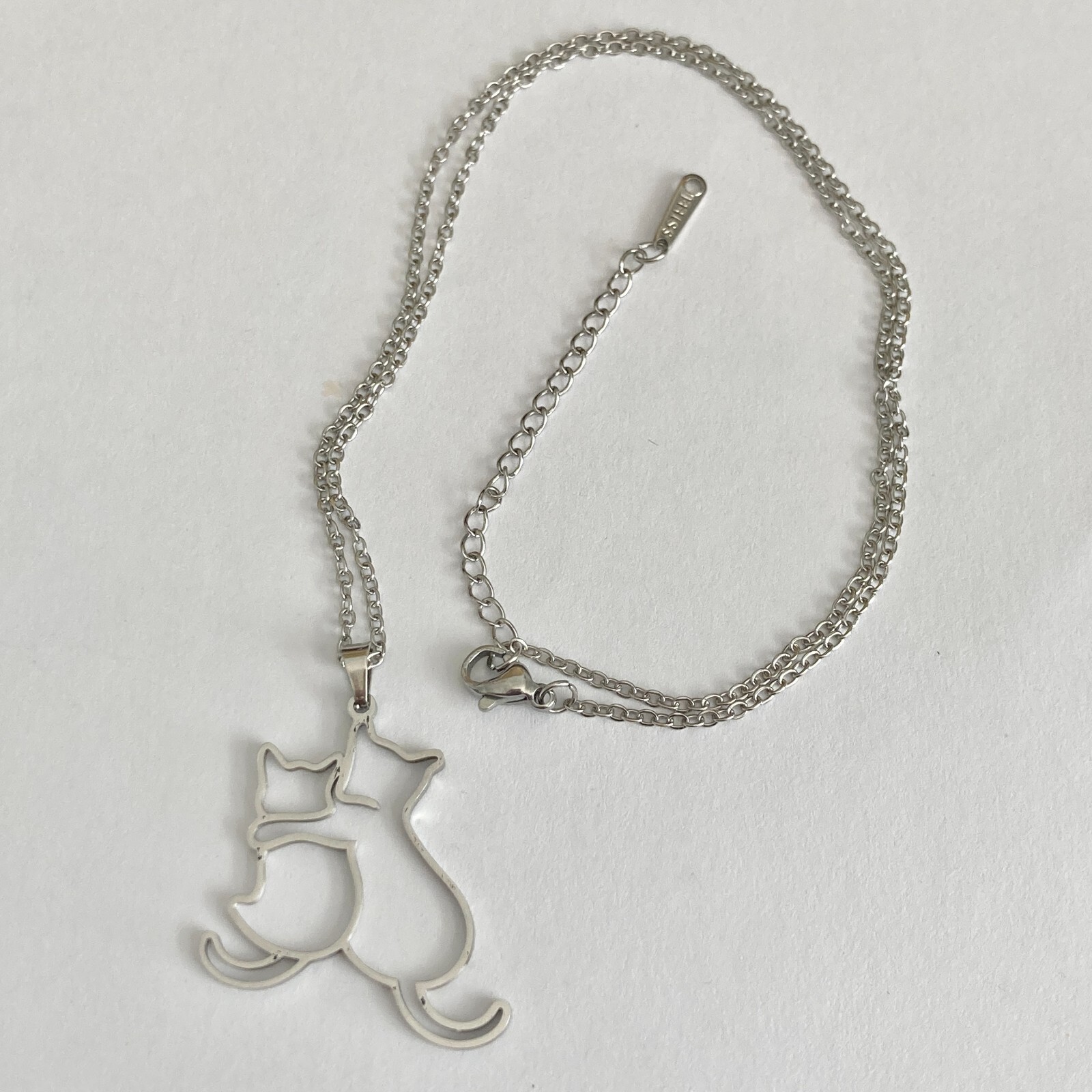 Two Cats Charm Pendant Necklace 17-19″ Chain Stainless Steel Cat Lady Silhouette