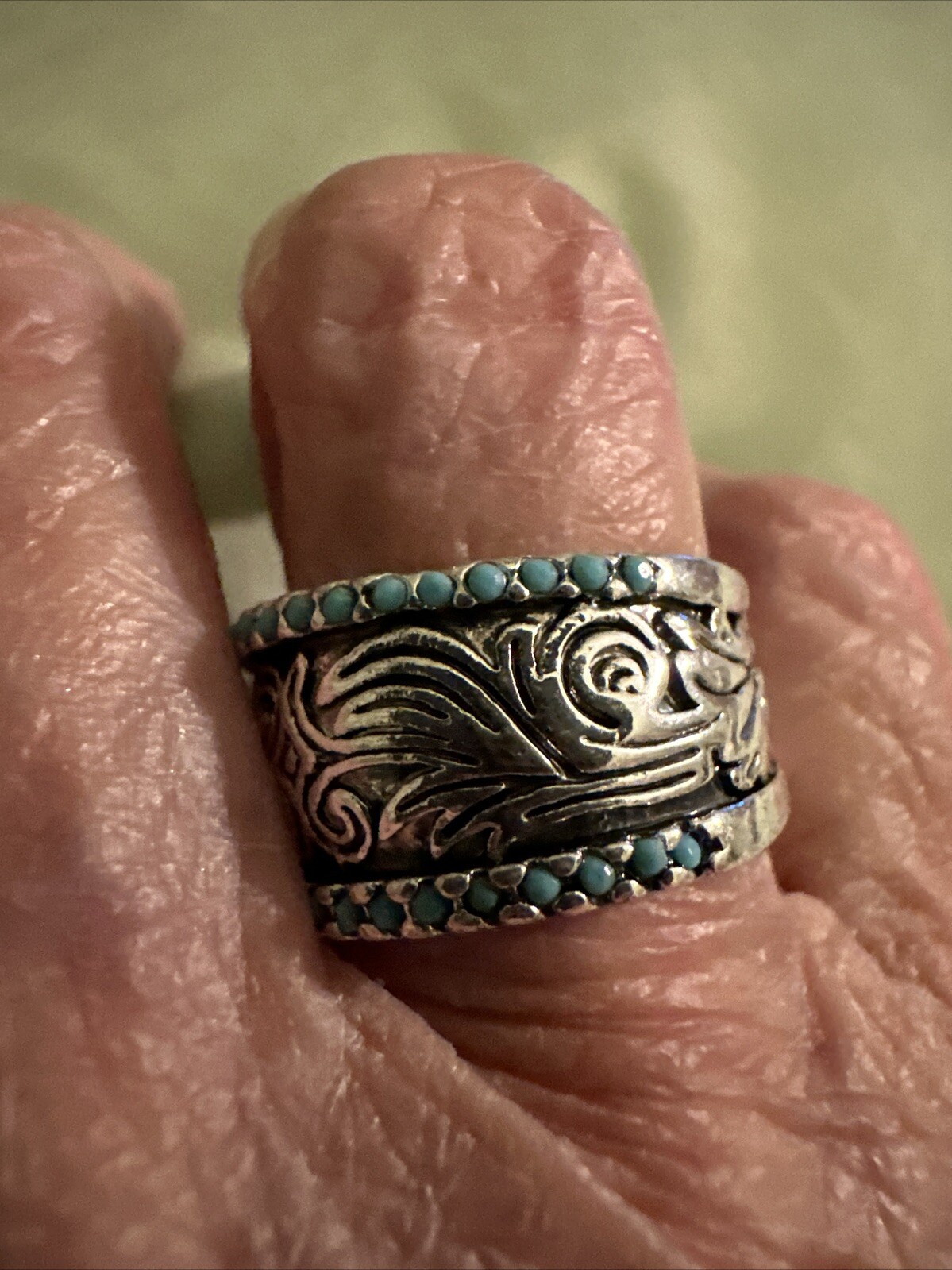 Chic Inspired Wide Band With Engraved Cloud Design W/Turquoise Accents Size 7