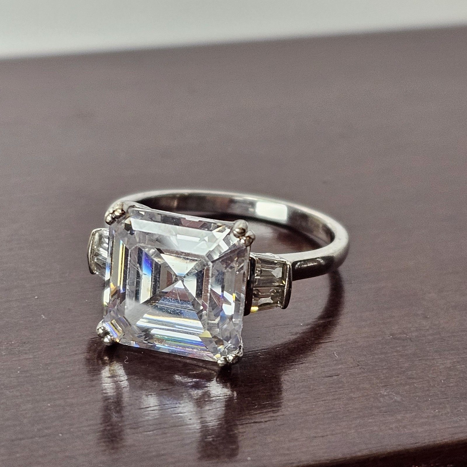 BGE 925 Sterling Silver Asscher Cut Simulated Diamond Ring Size 9.5 – 6.79g