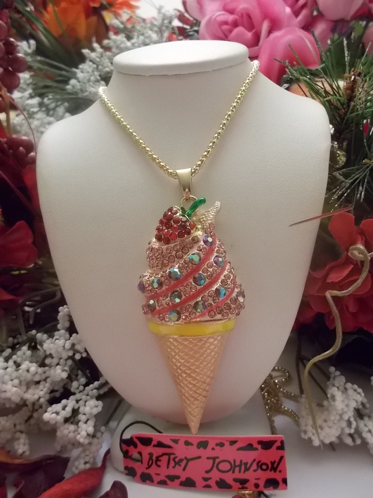BETSEY JOHNSON PINK CRYSTAL & ENAMEL STRAWBERRY ICE CREAM CONE PENDANT NECKLACE