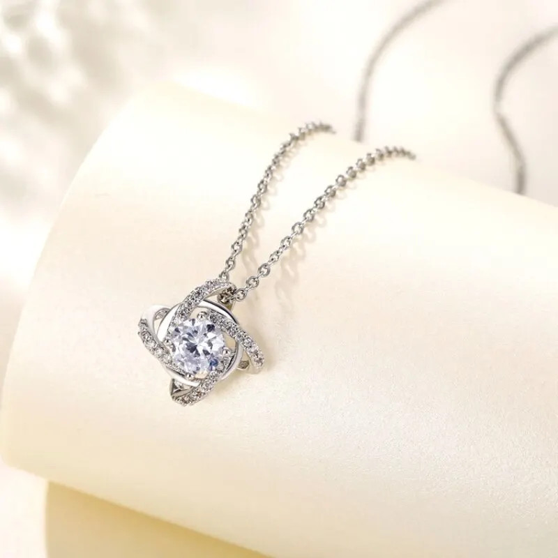 1pcs Steel Color-color Necklace Ladies Cold Wind Four Leaf Clover With Diamonds