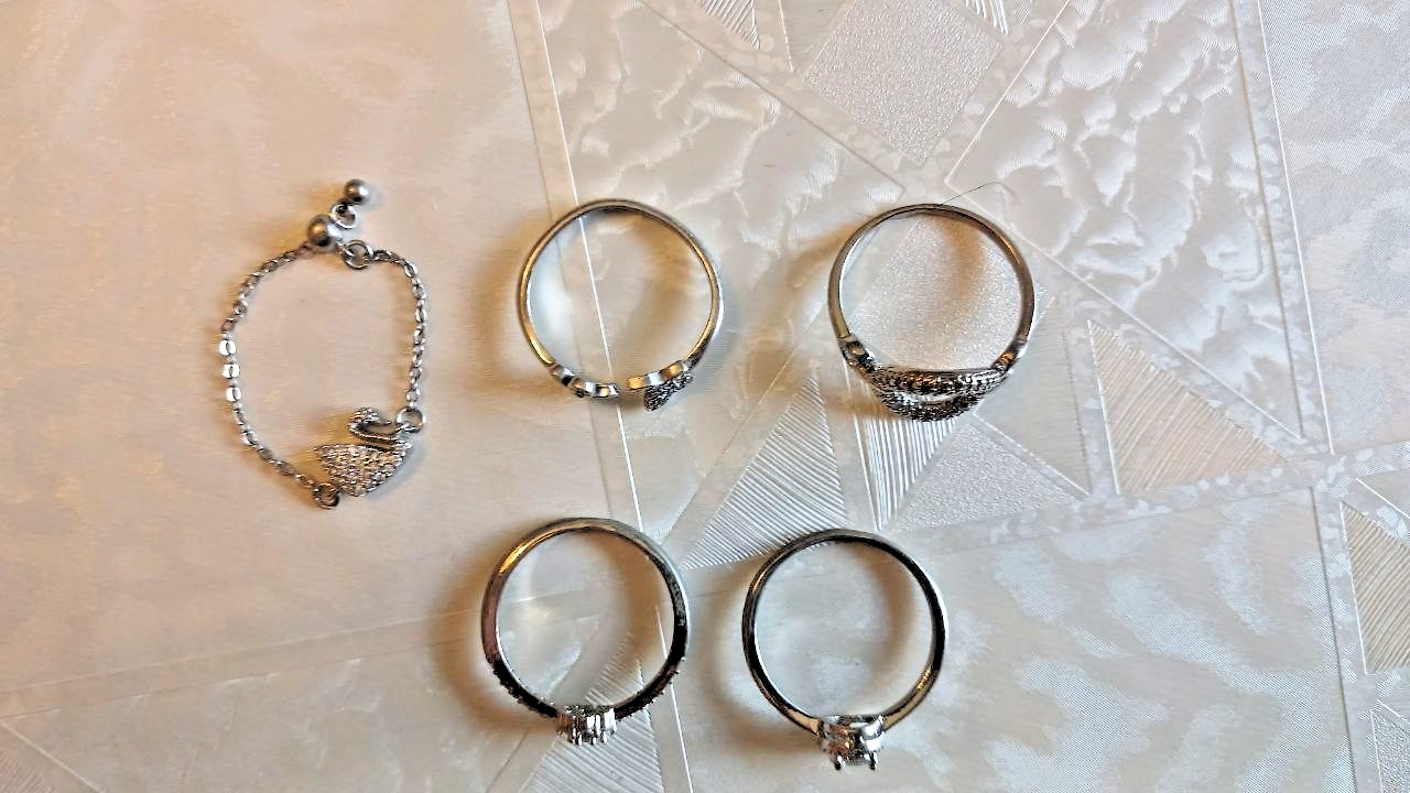 Silver Tone Crystal Swan Bracelet & Rings Set 5Pcs Fashion Jewelry For Women