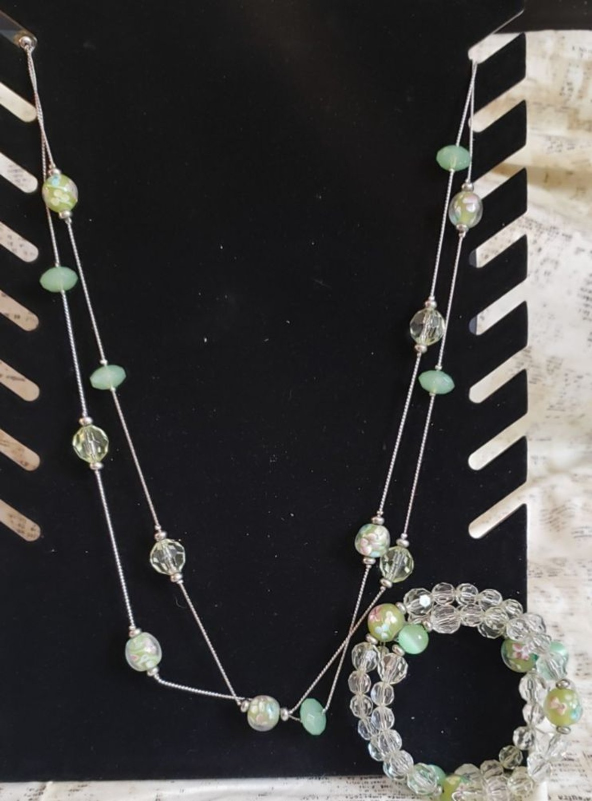 Croft & Barrow Beaded Necklace and Bracelet Set – Mint Green and Floral Beads