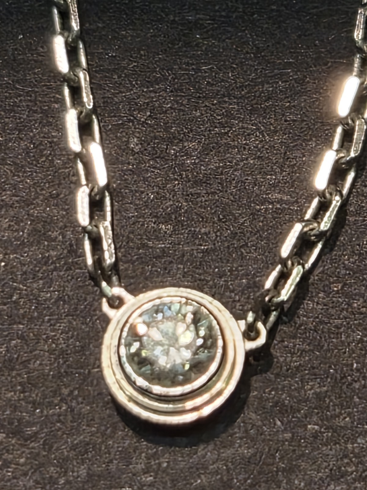 Cartier d’Amour Necklace 18K Diamond Box