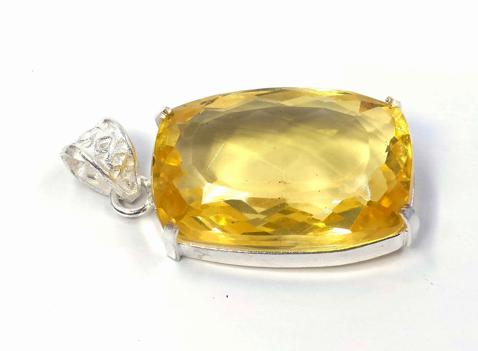 Natural Yellow Sapphire 90.0 Ct Cushion Cut Pendant 925 Free Silver Chain 6YGJ