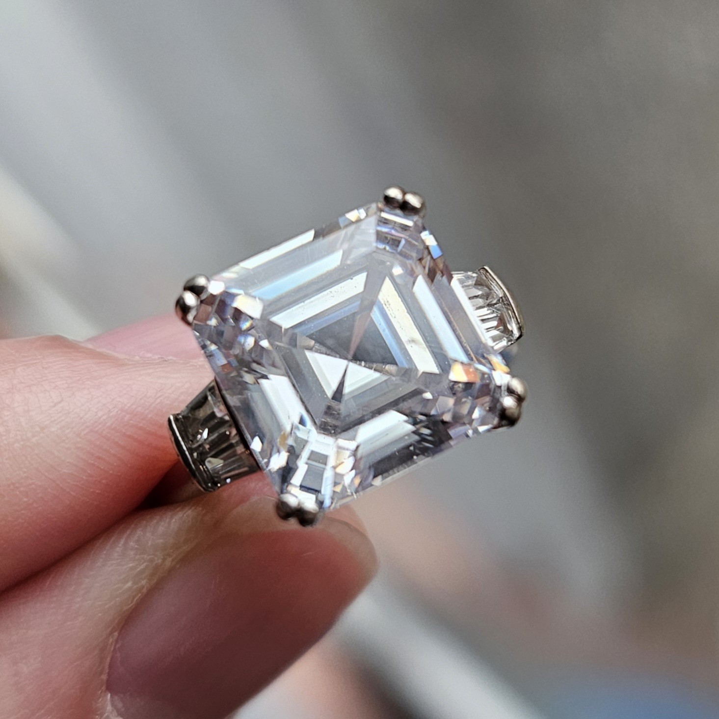BGE 925 Sterling Silver Asscher Cut Simulated Diamond Ring Size 9.5 – 6.79g