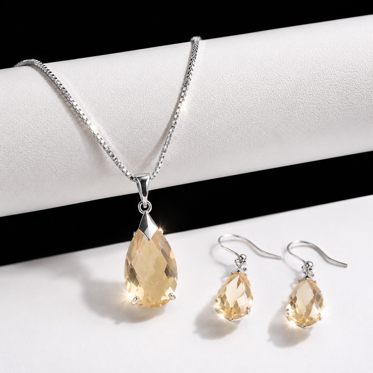 Swarovski Crystal Teardrop Necklace Earrings Set White Gold Filled Elegant