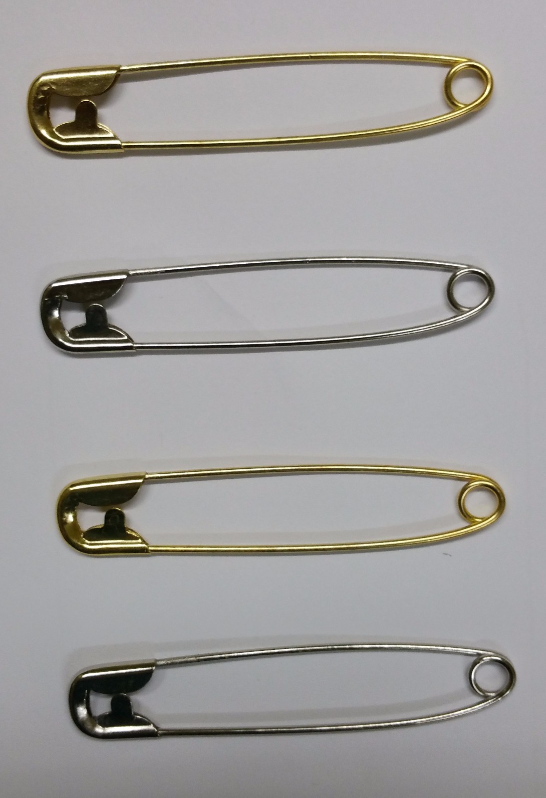 4 Jumbo Safety Pins Big Size Silver Tone (8.5 cm Long 1.5 cm wide) NEW