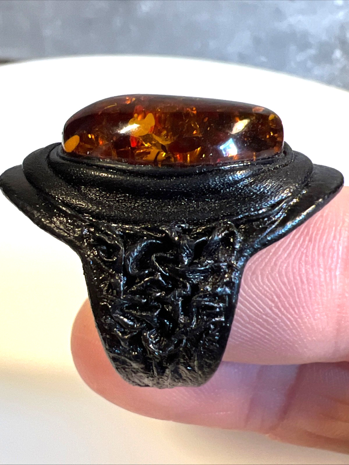 Vintage Baltic Amber Leather Adjustable Ring Distinctive Handcrafted Design 8.5″