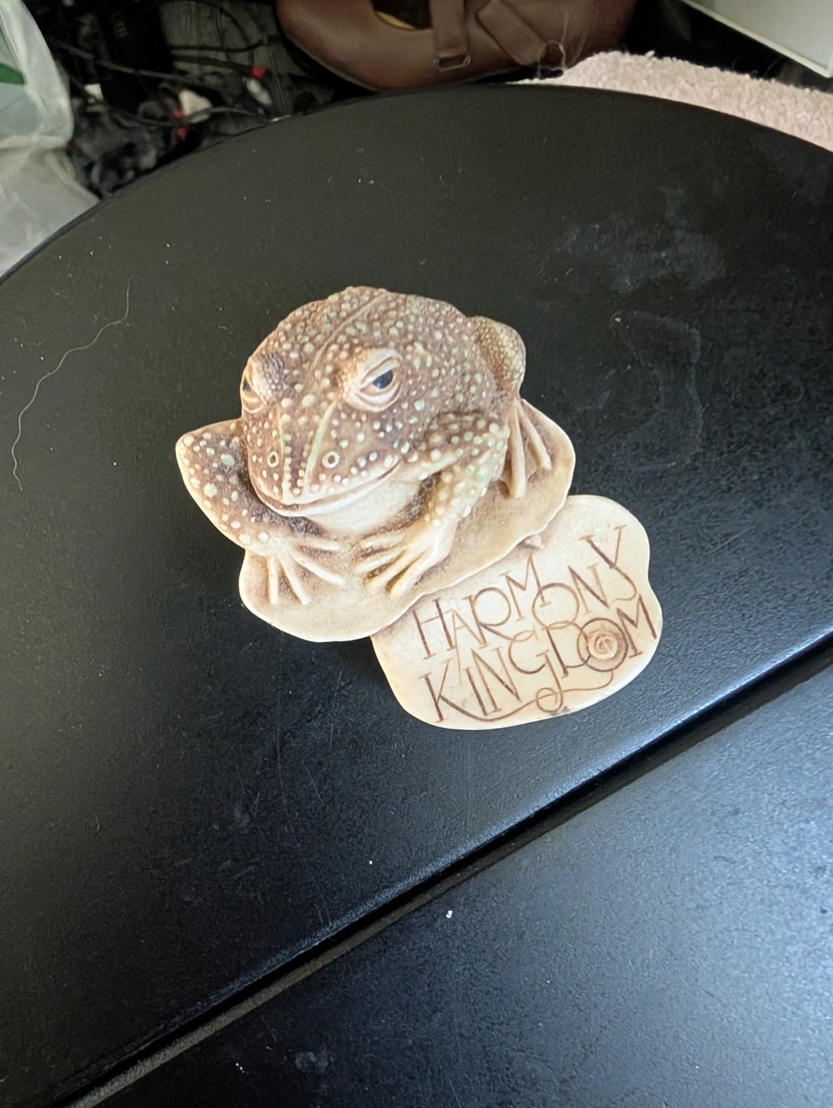 Harmony Kingdom Resin Frog Pin Vintage Brown/Beige Made in England
