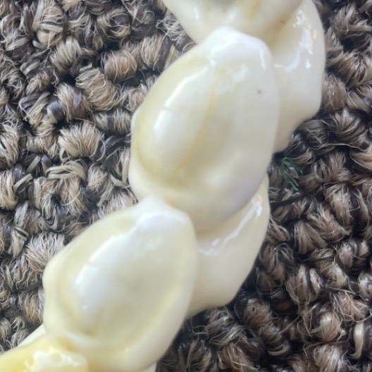 Hawaiian Momi Shell Lei Necklace White Cream Tropical Coastal Statement Jewelry