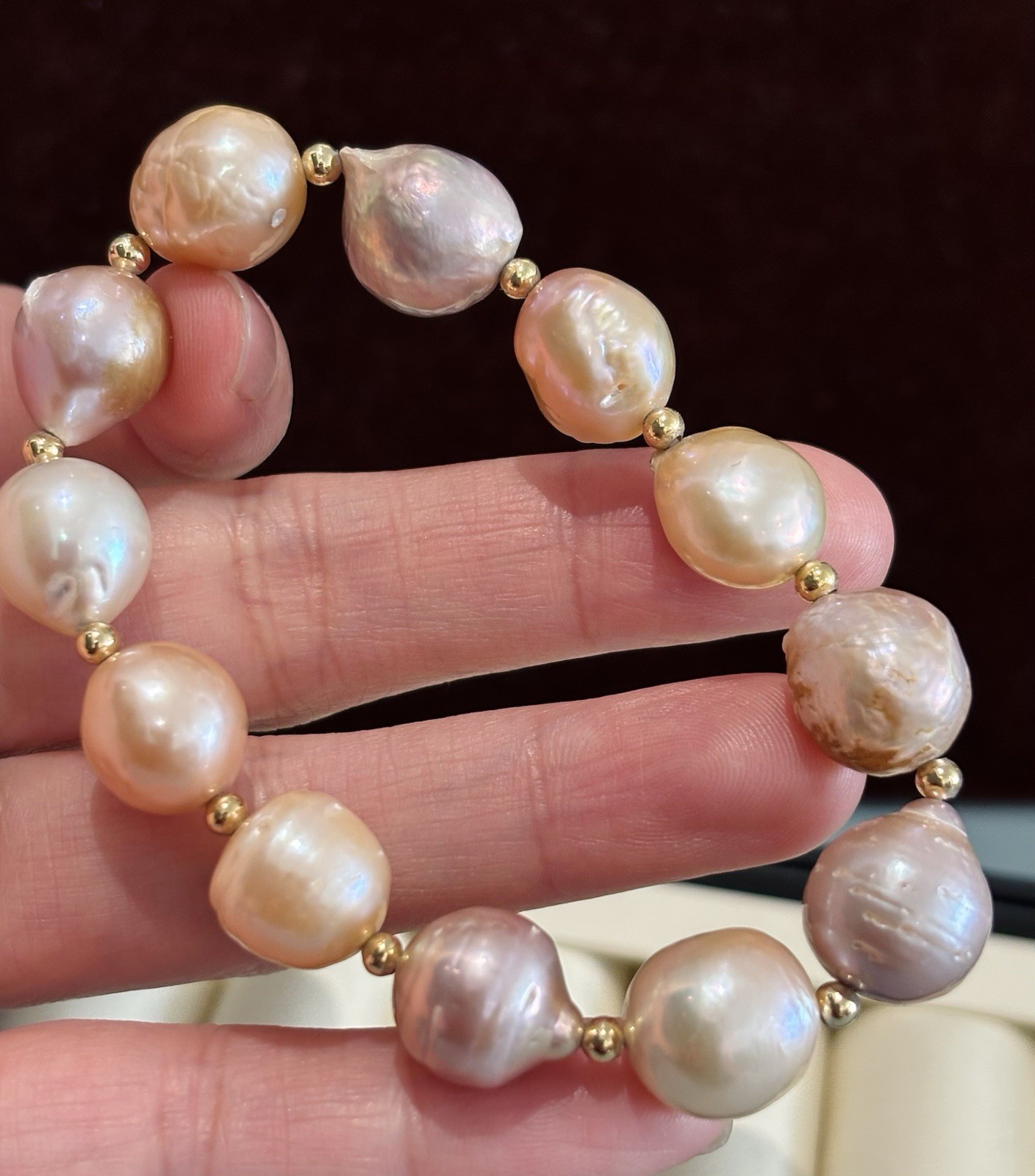 Lavender Peach Baroque Pearl Stretch Bracelet – Gold Tone