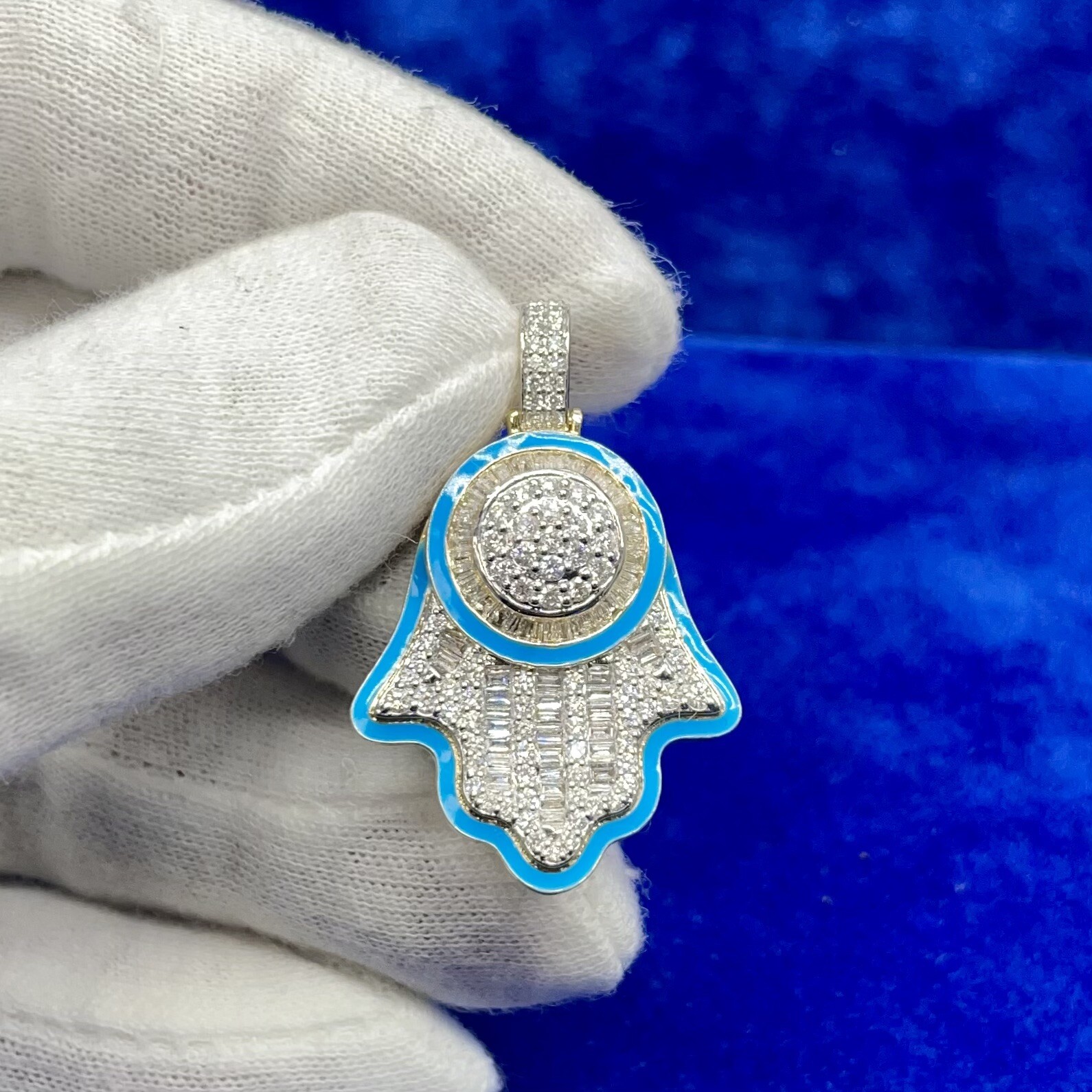 10k Yellow Gold Round BaguetteDiamond Hamsa Hand Enamel Pendant 1.62Carat VS F-G