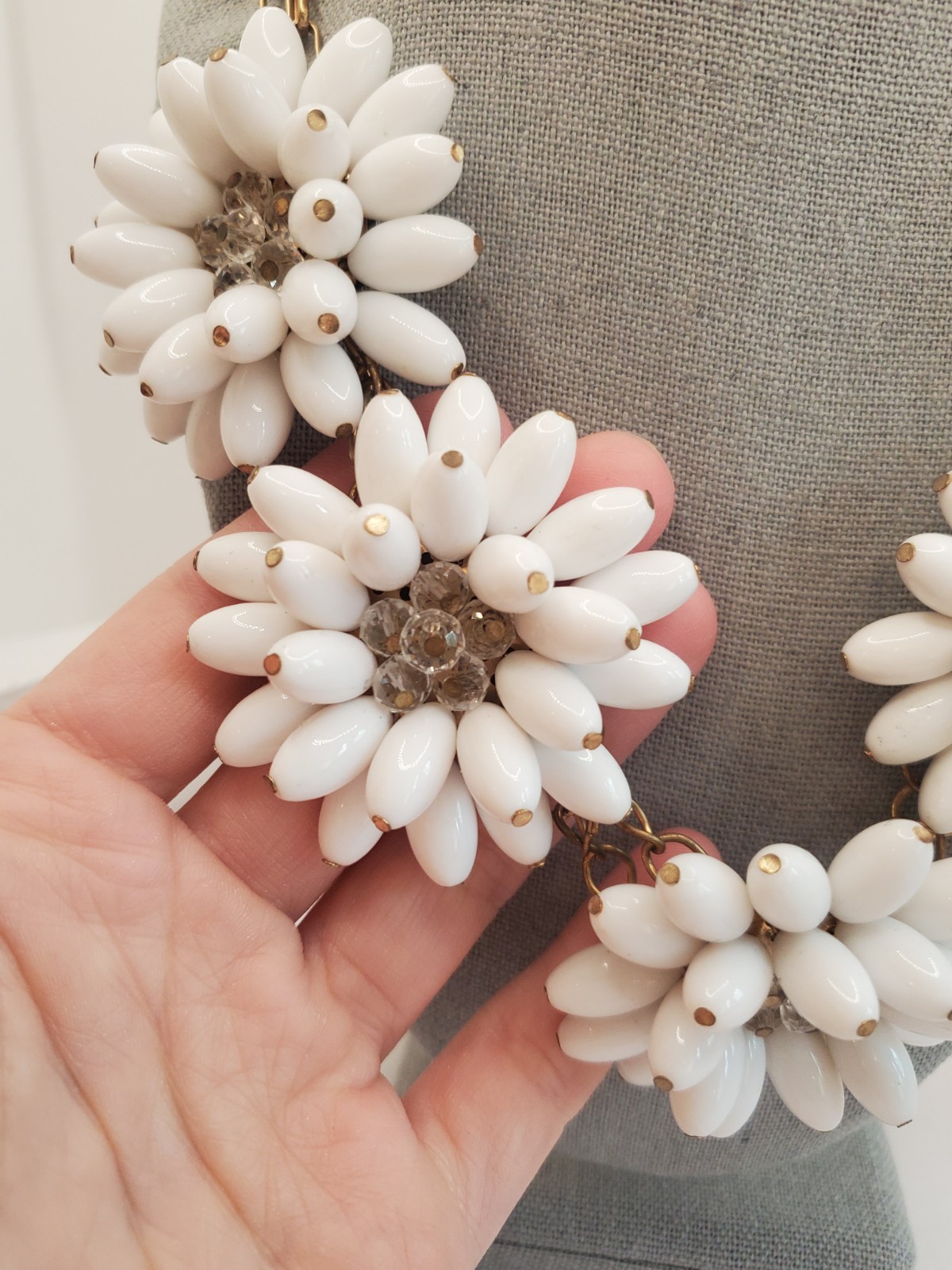 Fabulous Huge White Daisy Beaded Statement Necklace 2010s Throwback