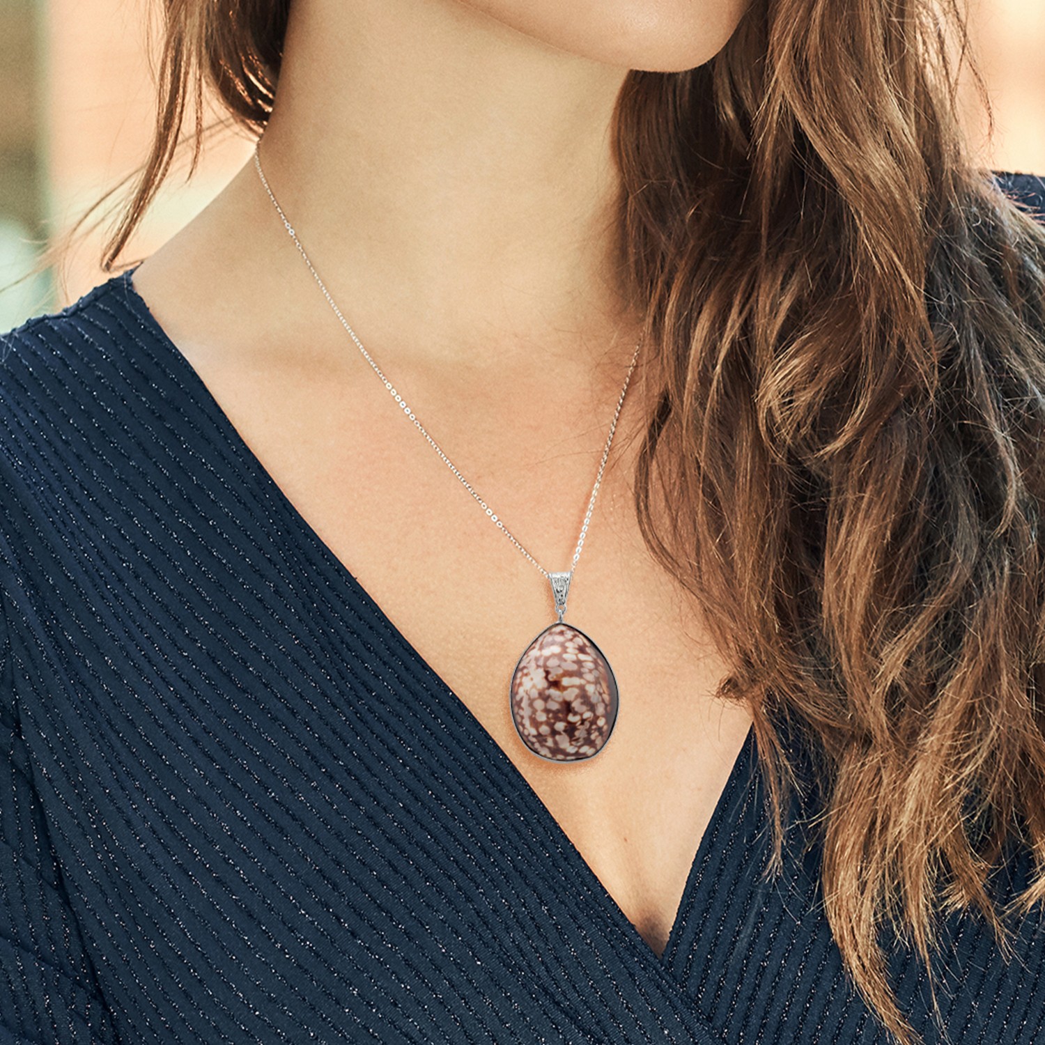 49X34MM Beautiful Brown Simulated Shell Pendant with 18 Inch Chain