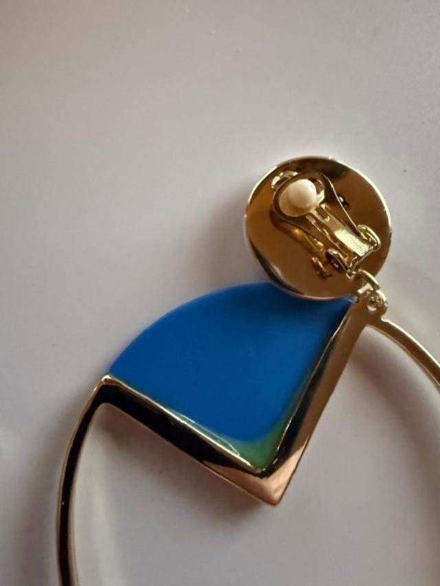Color Block Enamel Clip-On Earrings Gold Tone Blue Green Mismatched 2.25″
