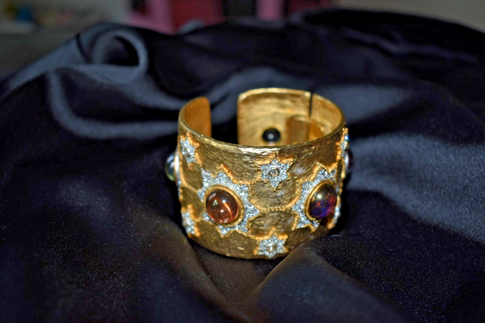 Vintage Gold Tone Costume Gemstone Statement Hinged Cuff Bracelet