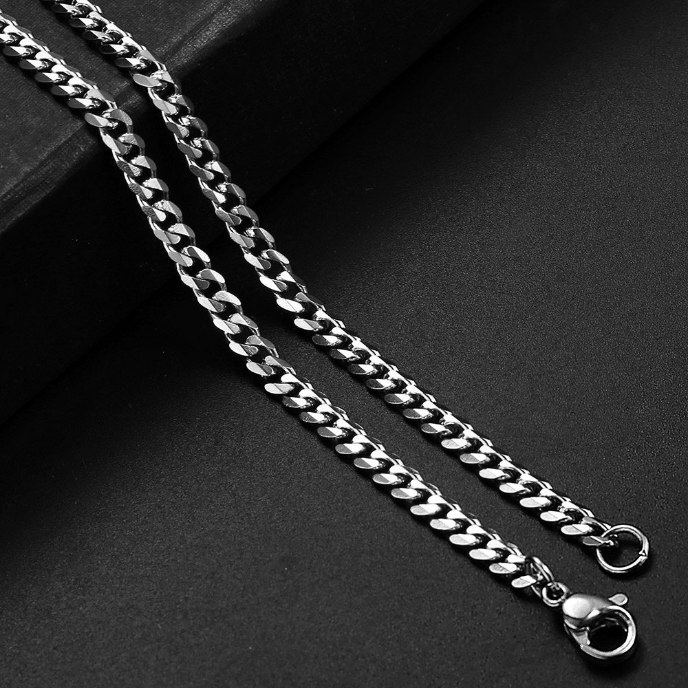 2Pcs Stainless Steel Curb Chains Gold Plated Africa Map Pendant Necklaces 20+22″