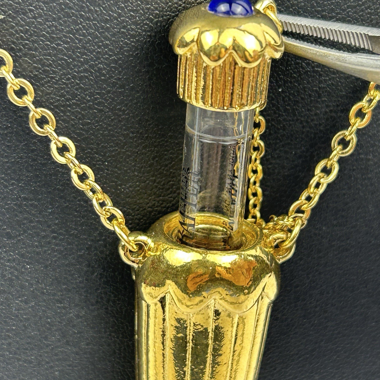 VTG Avon 1990 Falcon Ever After Perfume Bottle Pendant Necklace Blue Stone 30″