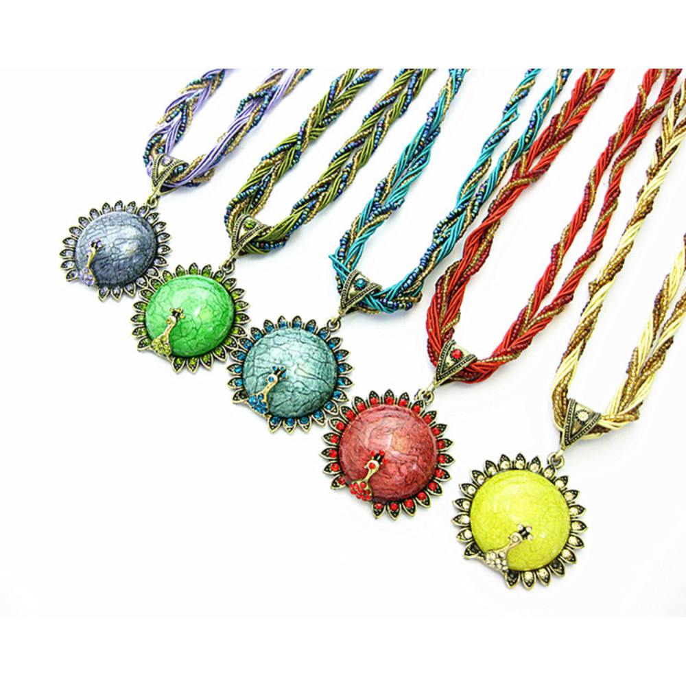 Women Retro Bohemian Style Turquoise Rhinestone Pendant Collar Necklace Jewelry