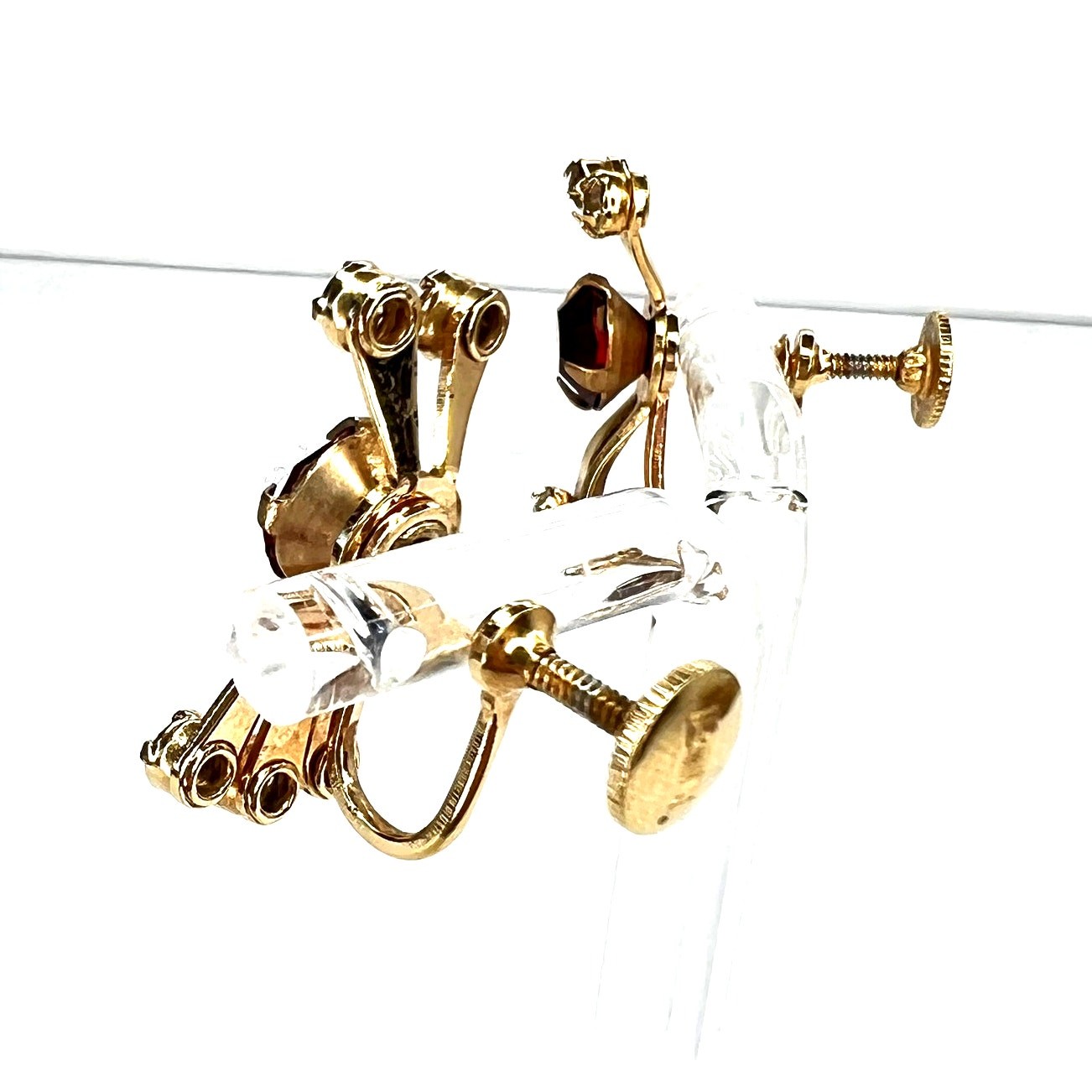 Vintage Bugbee and Niles BN Screw Back Earrings Gold White Red Rhinestone