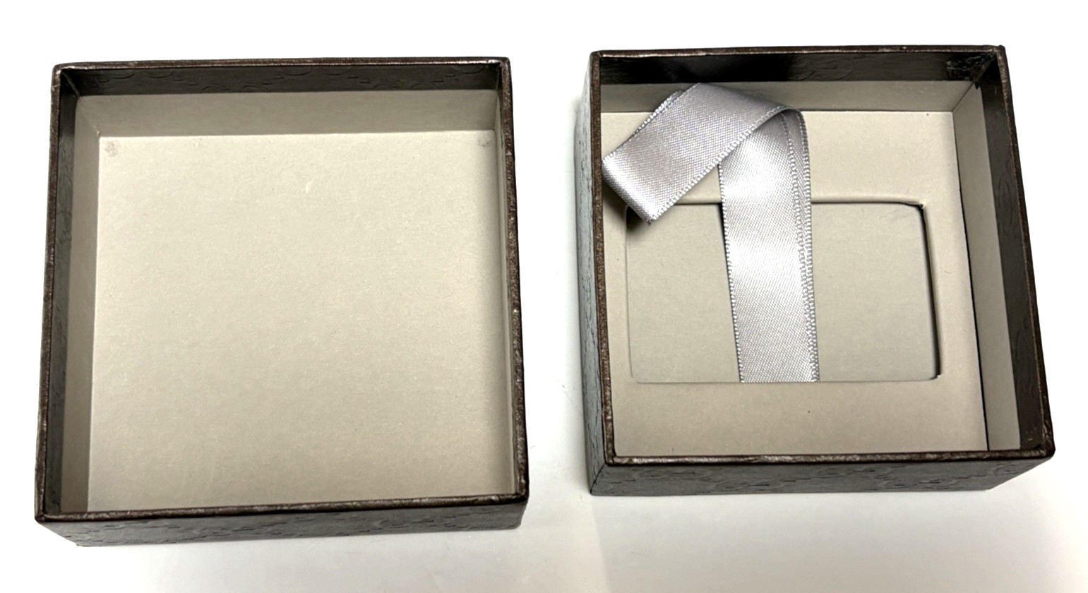 Gucci Sterling Silver Heart G-Logo Necklace Box and Accessories Included
