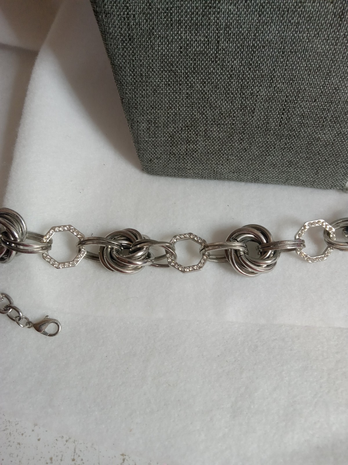 Silver Chunky Rhinestone Circle Ring Necklace Adjustable Length 21″ Long