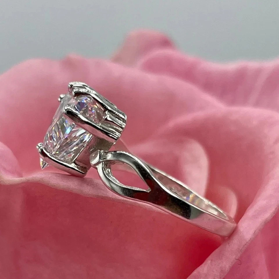 RARE 8.25 Ct Certified Treated White Diamond Solitaire Ring In 925 Silver