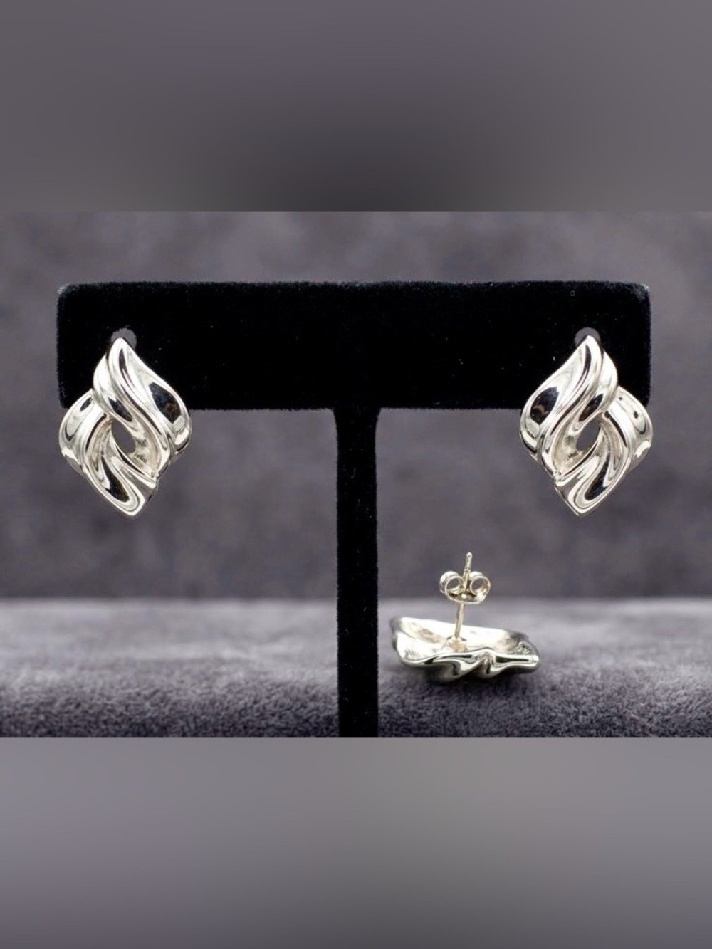 Vintage Monet Stud Pierced Wave Swirl Design Silver 70s Puffy Style #104