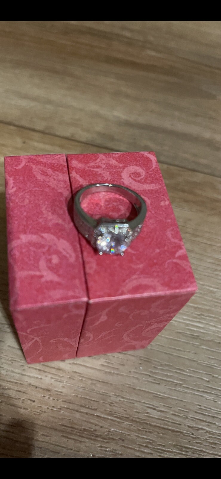 rings woman