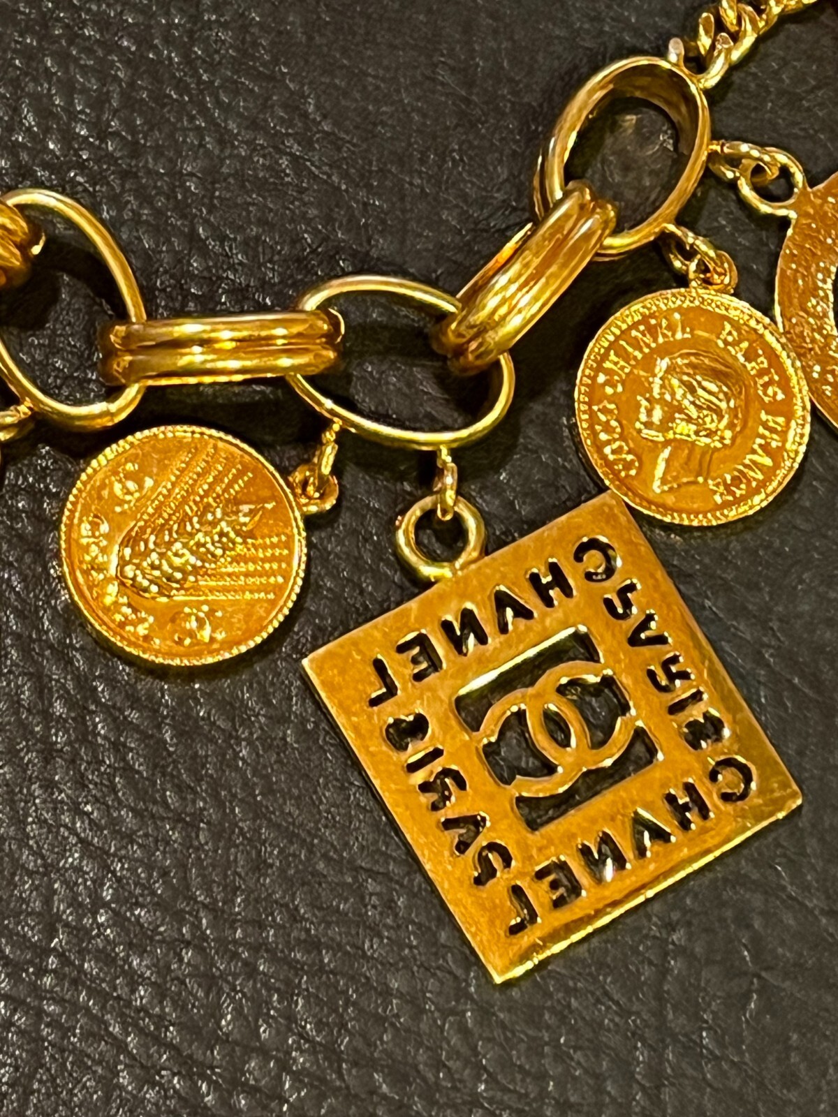 CHANEL Bracelet Bangle AUTH Coco Mark chain Logo Vintage Rare GOLD Icon 93A F/S