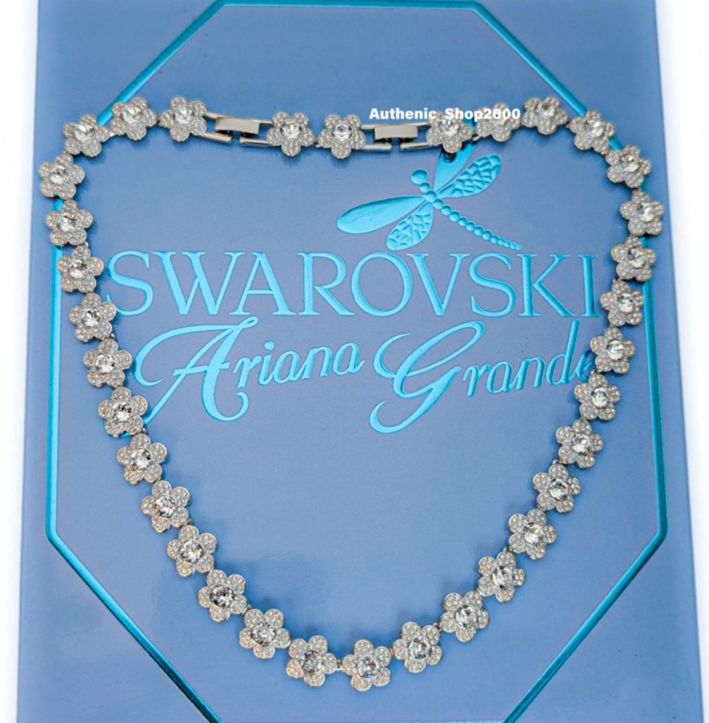 NIB 100% Authentic Ariana Grande x SWAROVSKI White Pave Flower Necklace 5749179