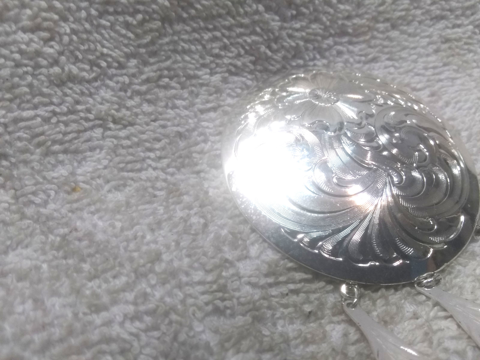 Montana Silversmiths Serling Silver Plate Broch Pin Silver Dangle Fathers Great