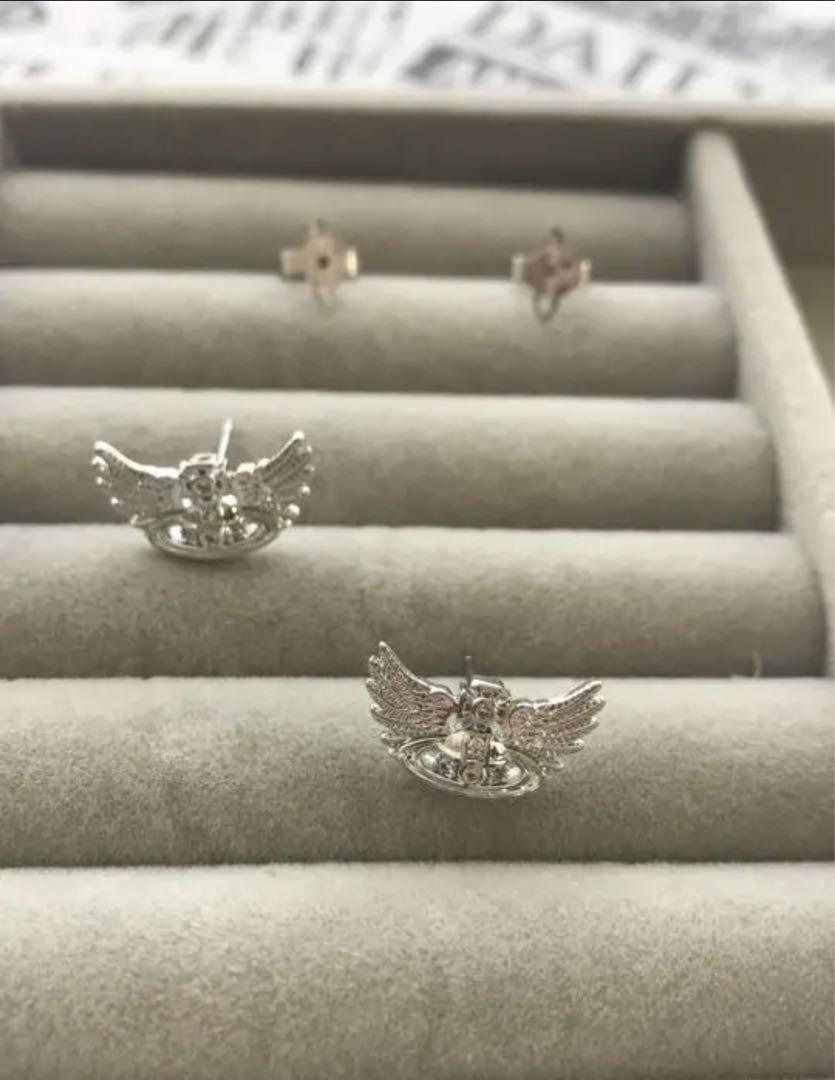Vivienne Westwood Earrings Pierced silver 1.7 x 0.7cm NO BOX [EJ361
