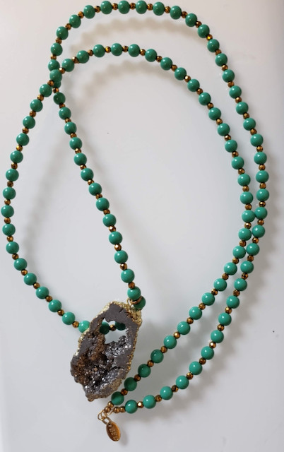 Betsy Pittard Druzy Gray Geode Pendant Necklace 38 Inches