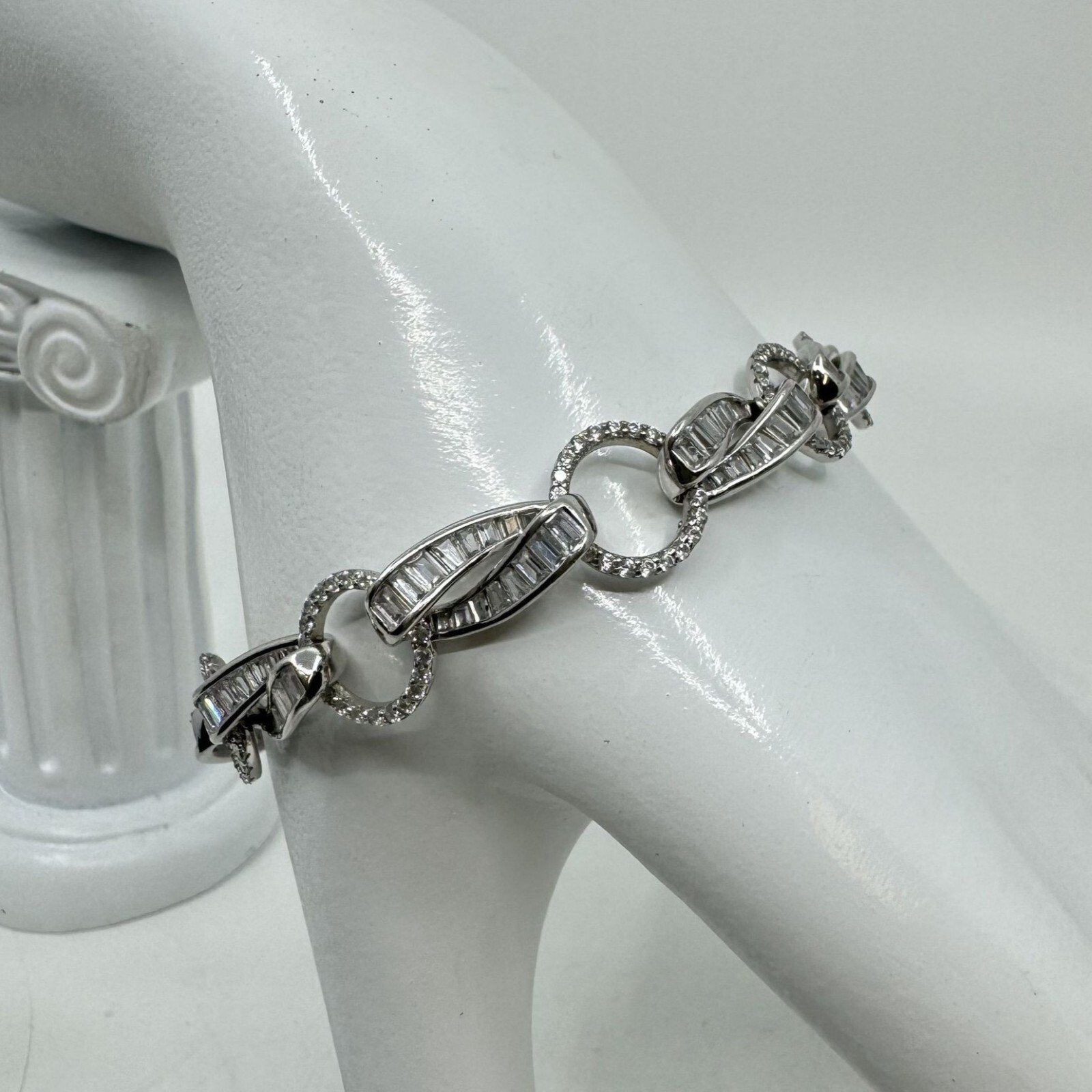 Sterling Silver Baguette & Round Cubic Zirconia Link Tennis Bracelet 7.25″