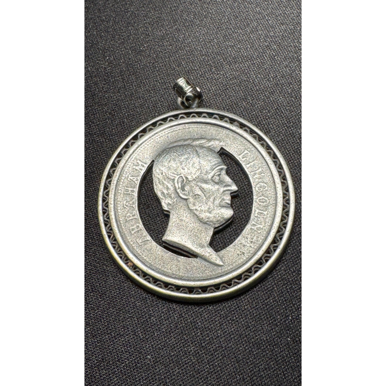 Abraham Lincoln Commemorate Pendant Cut Out Metal Coin